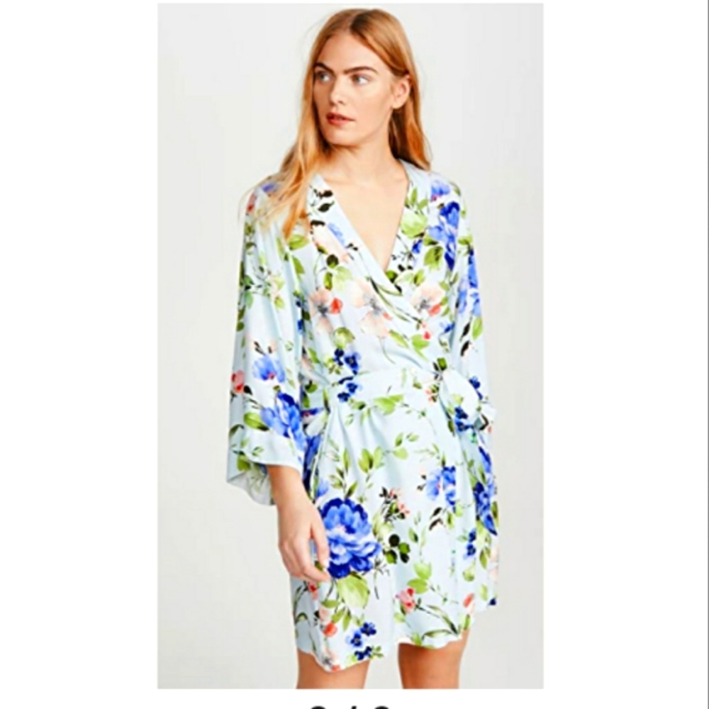 Yumi Kim Floral Robe Size Medium